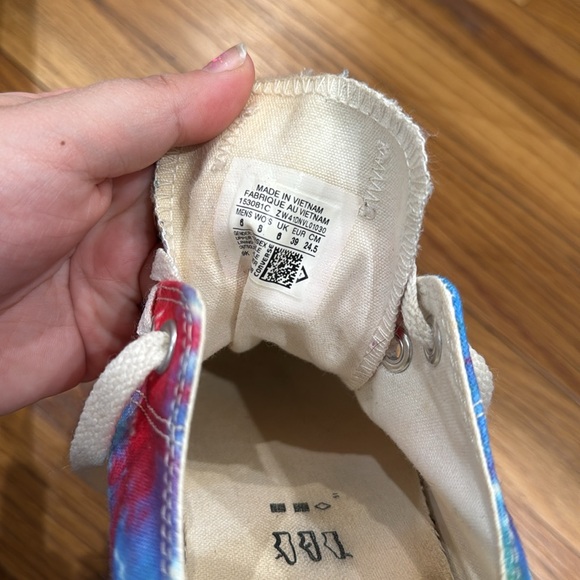 Tie dye converse - Picture 2 of 5